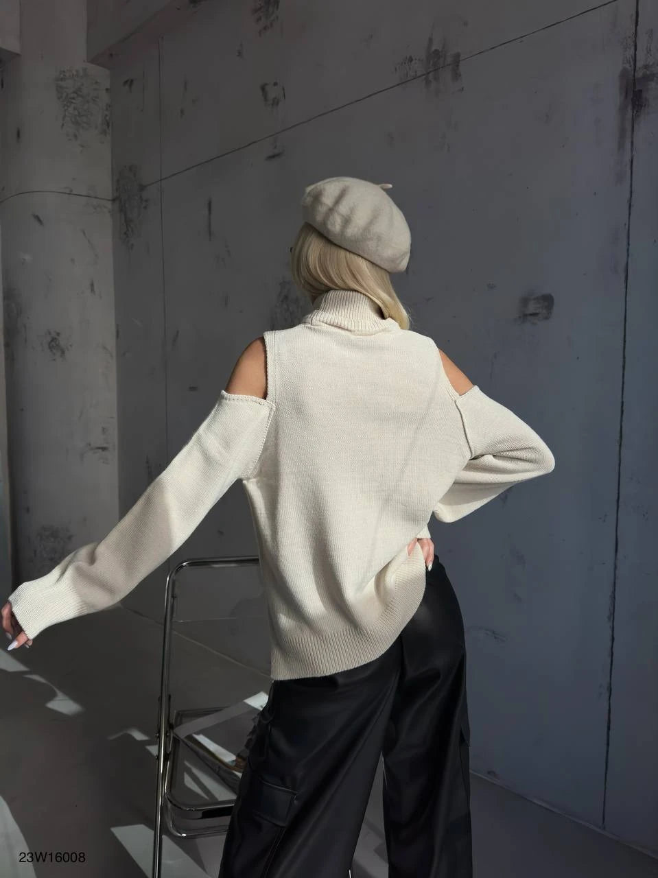 Shoulder Detail Turtleneck Sweater 